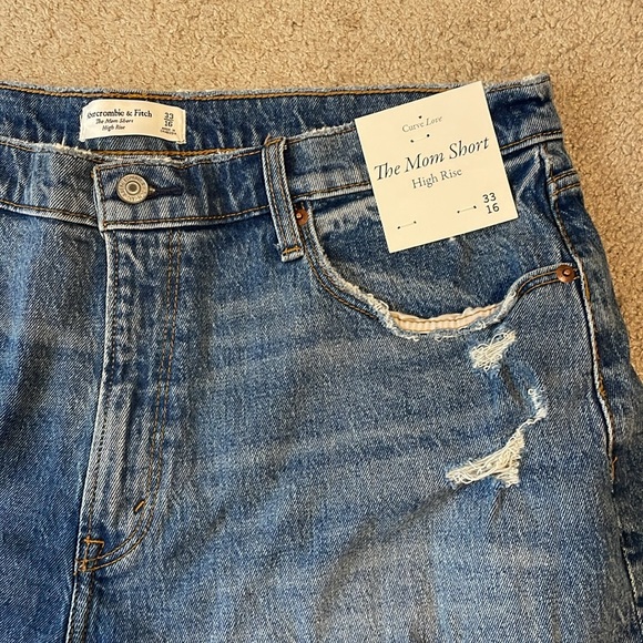 Abercrombie mom shorts - Picture 2 of 4